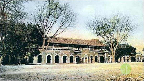 The Mela Ram building on Mall Road Lahore, built by industrialist and socialite Rai Mela Ram, was pulled down in the early 1960s - Photo credits - www.lahore.city-history.com