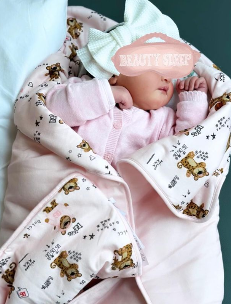 Atif Aslam's new born daughter